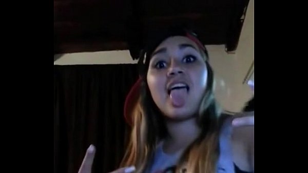 Two Sexy Latina Teen Girl With Big Ass Dancing On Webcam