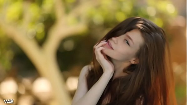 Emily Nude In Summer Romance Watch4Beauty Model
